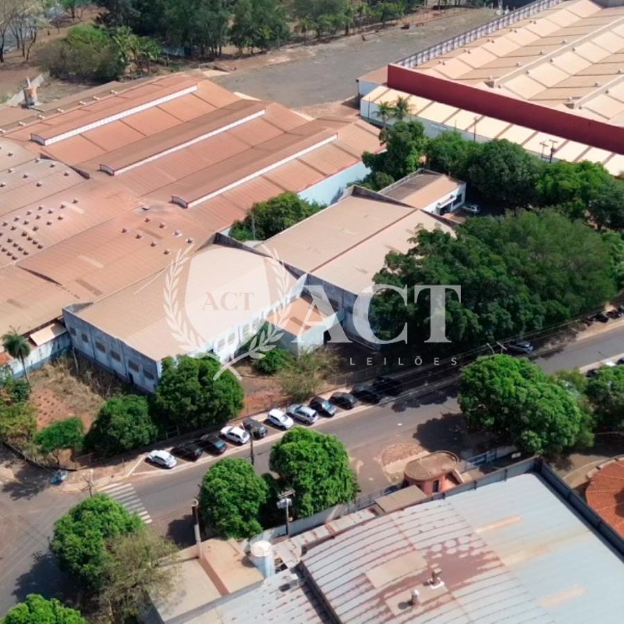 Foto de Galpão Av. das Emiveras - Leilão encerrado em Iacanga/SP
